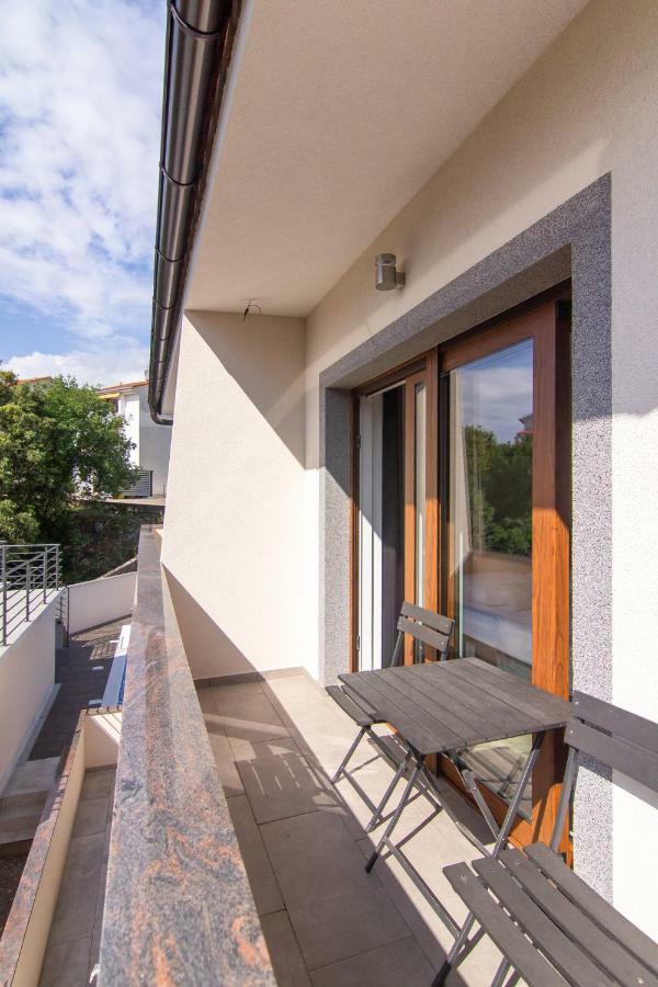 Apartments Edi & Tea Malinska Zewnętrze zdjęcie