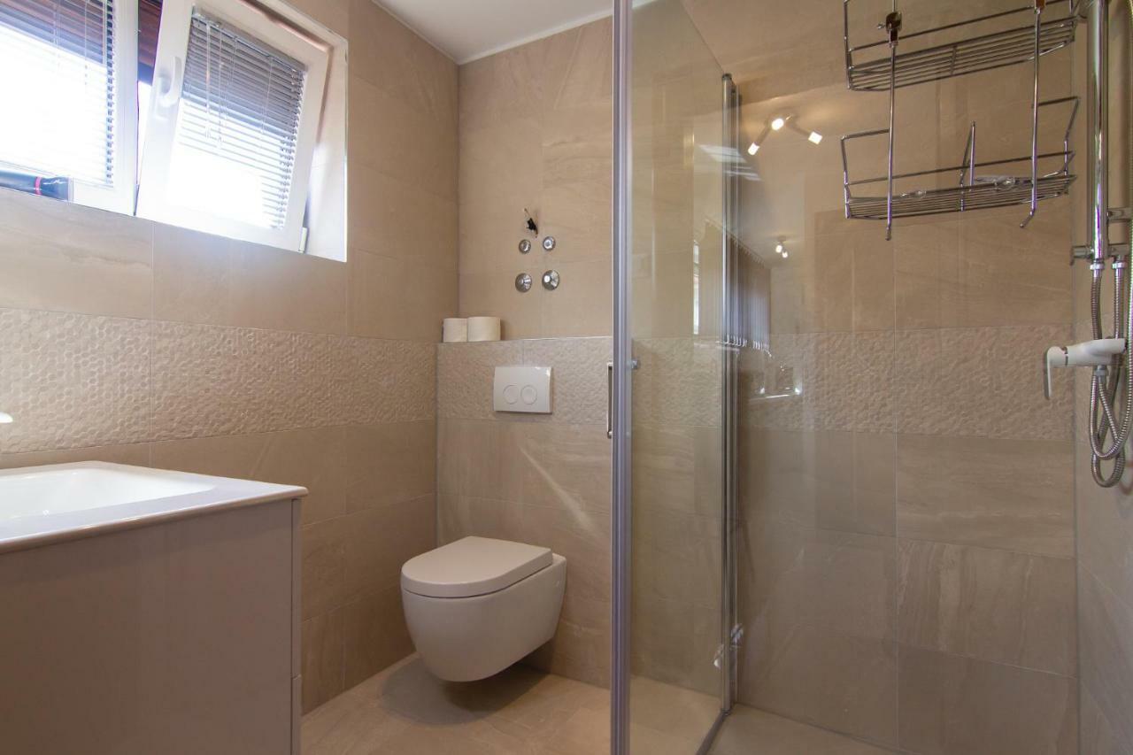 Apartments Edi & Tea Malinska Zewnętrze zdjęcie